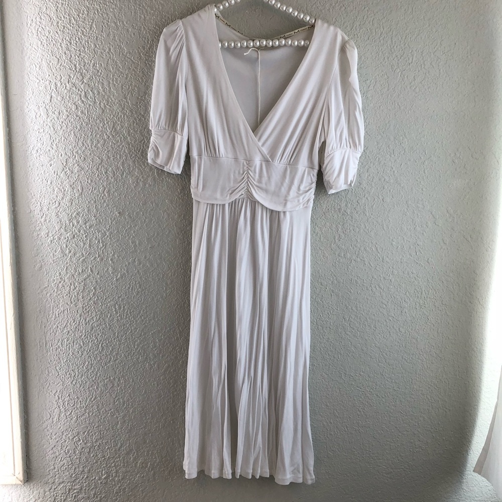 Madonna Slinky V-neck short sleeve Dress